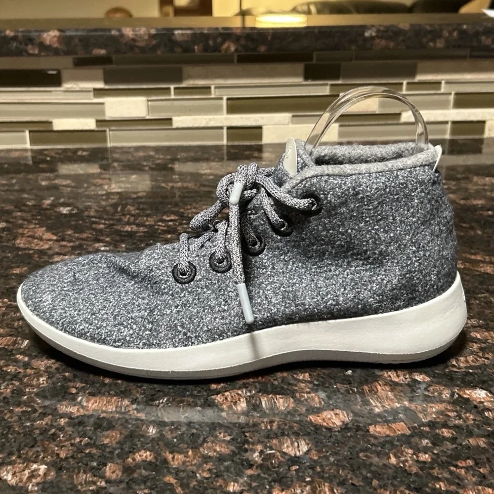 Allbirds Wool Runner High Top Sneakers Women’s Size 10 Gray Store Model